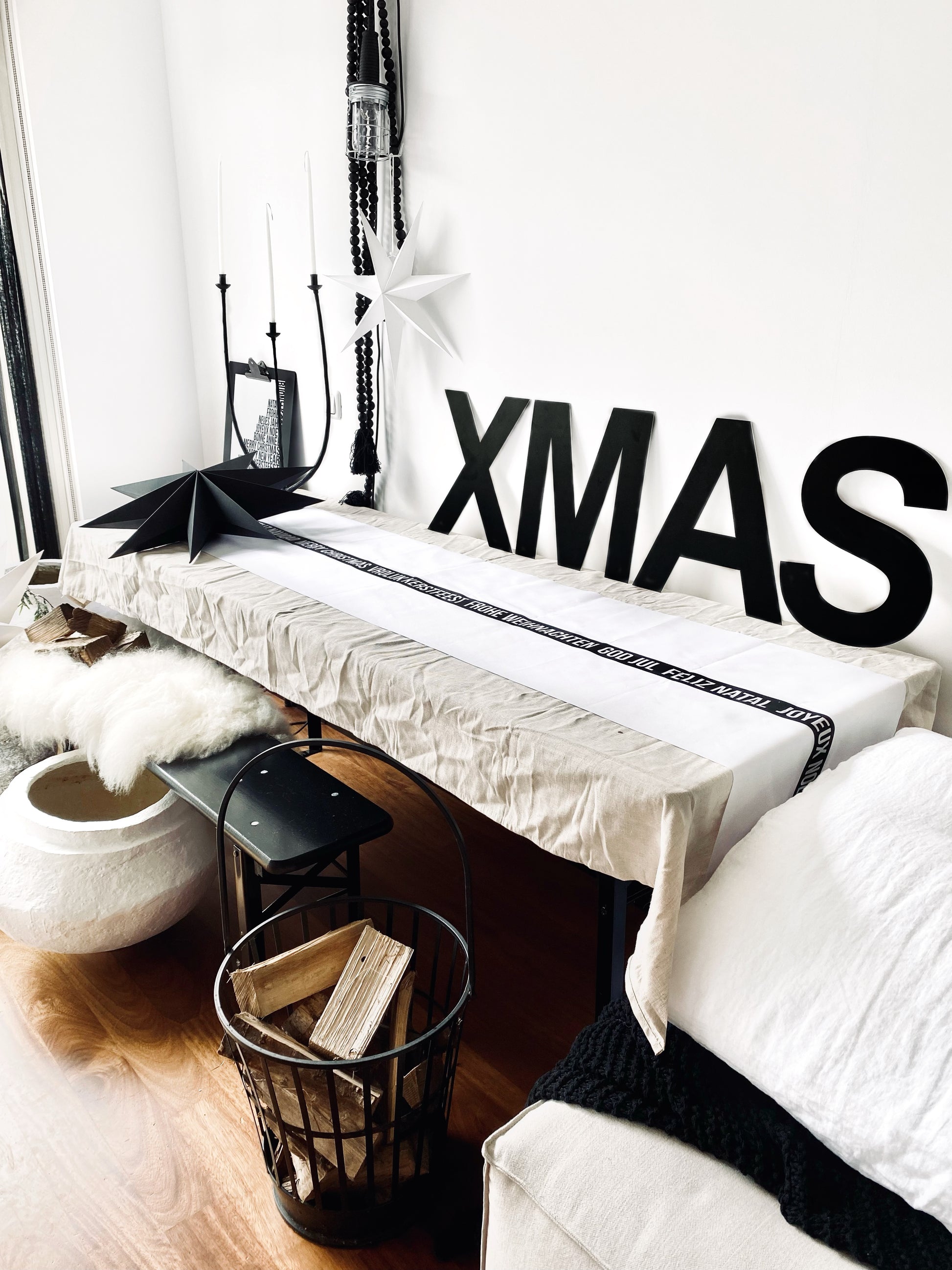 huisjevansanne kerst tafelloper zwart wit met tekst vrolijk kerstfeest