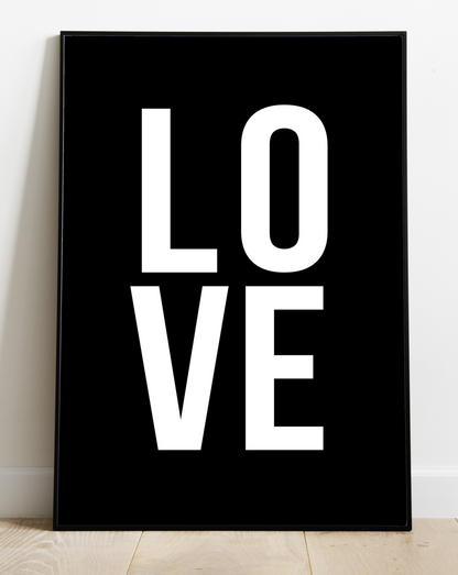 huisjevansanne poster zwart wit met tekst love